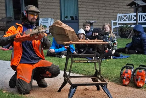 Savkunsten vises ved en speedcarving