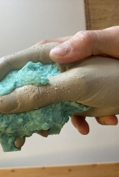 Afstøb af krop i gips.